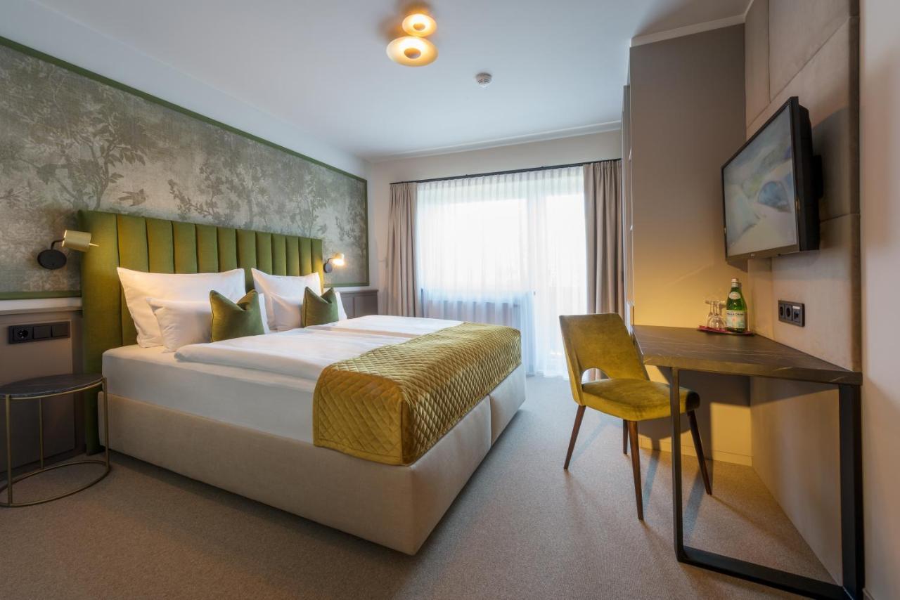 Hotel Hennersberg เวอร์เกิล ภายนอก รูปภาพ