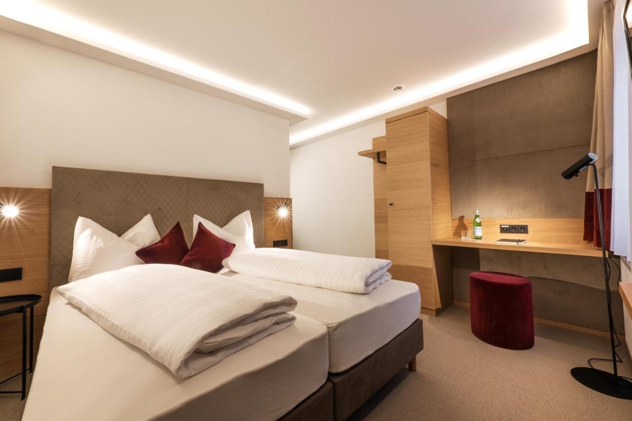 Hotel Hennersberg เวอร์เกิล ภายนอก รูปภาพ