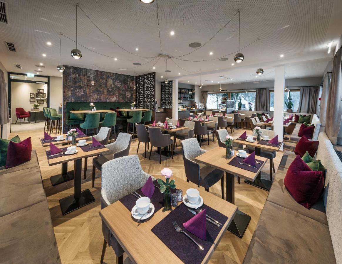 Hotel Hennersberg เวอร์เกิล ภายนอก รูปภาพ