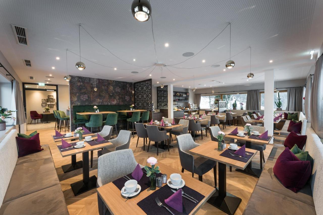Hotel Hennersberg เวอร์เกิล ภายนอก รูปภาพ