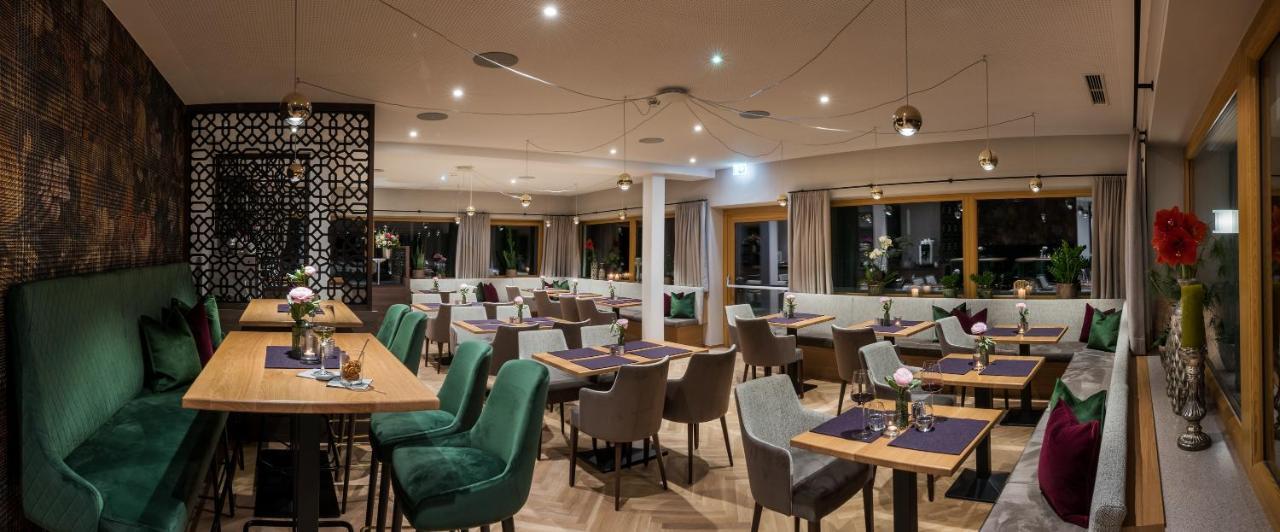 Hotel Hennersberg เวอร์เกิล ภายนอก รูปภาพ