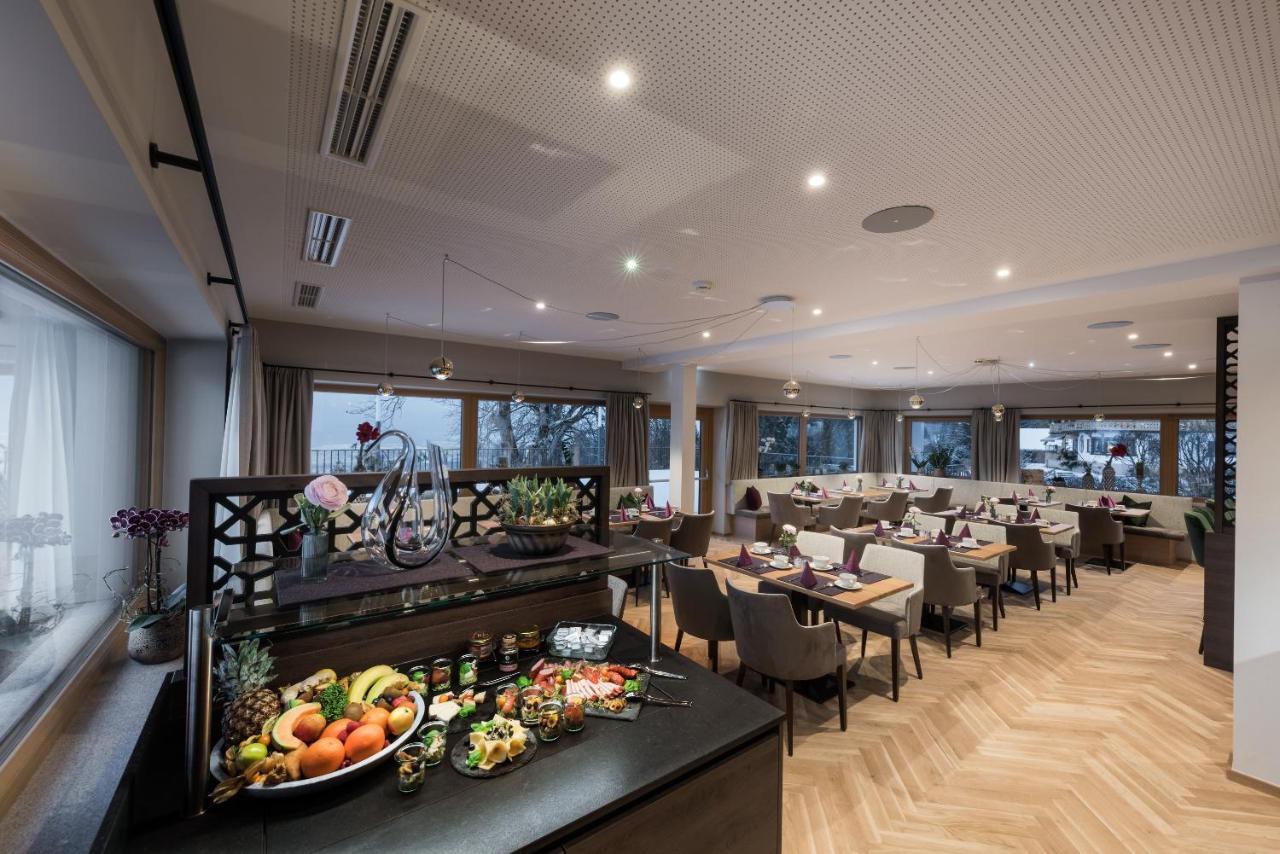 Hotel Hennersberg เวอร์เกิล ภายนอก รูปภาพ