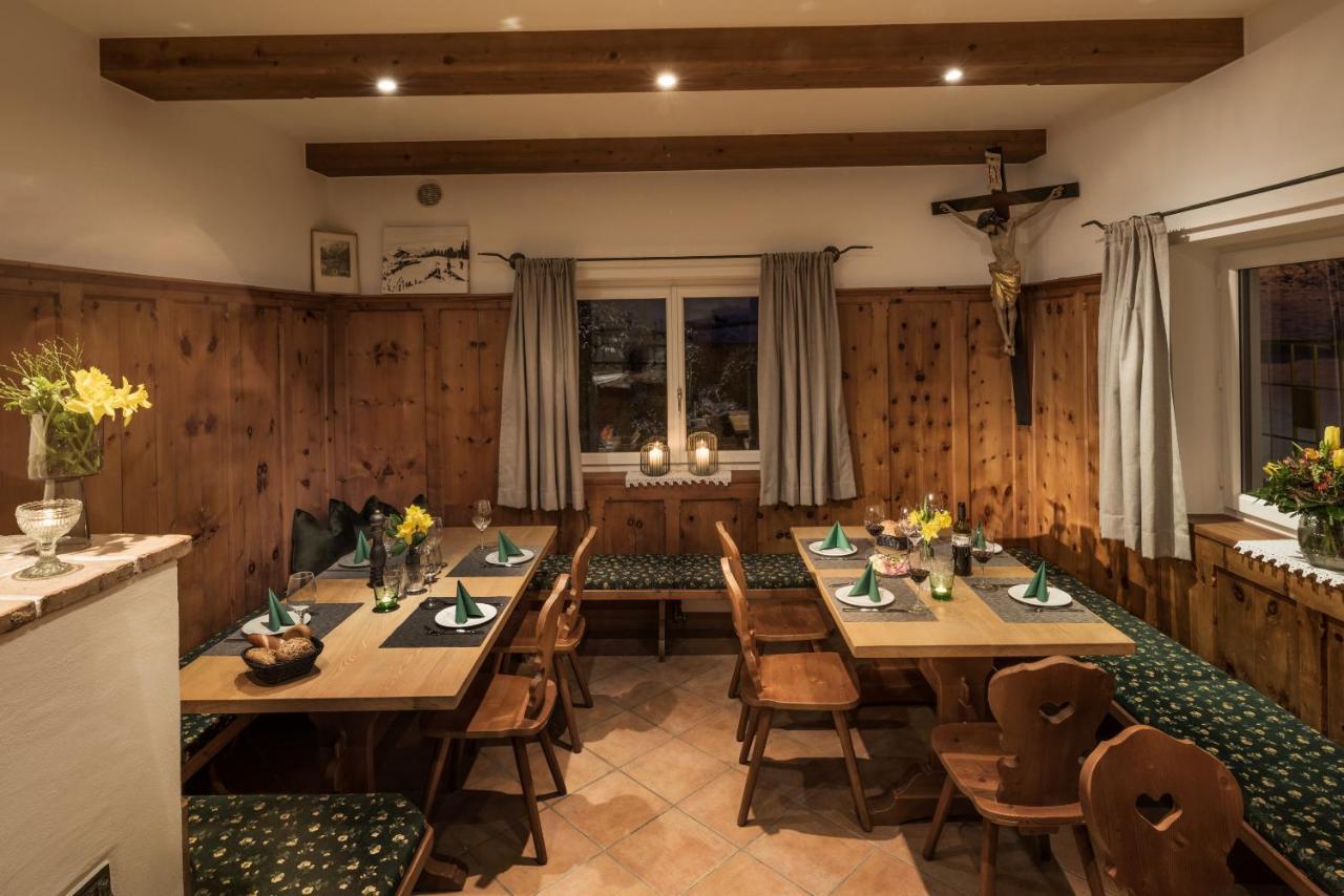 Hotel Hennersberg เวอร์เกิล ภายนอก รูปภาพ